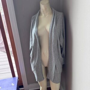 Gap cardigan sweater size s/xs gray